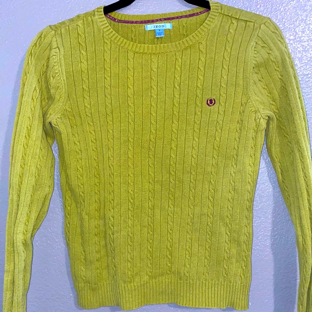 Izod sweater